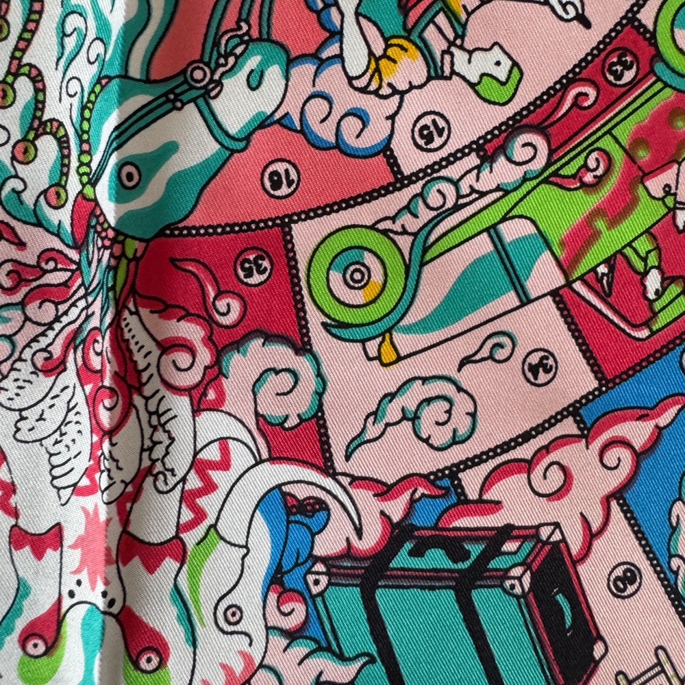 Luxury Designer-Style Silk Scarf 90cm - Picture 10 of 12